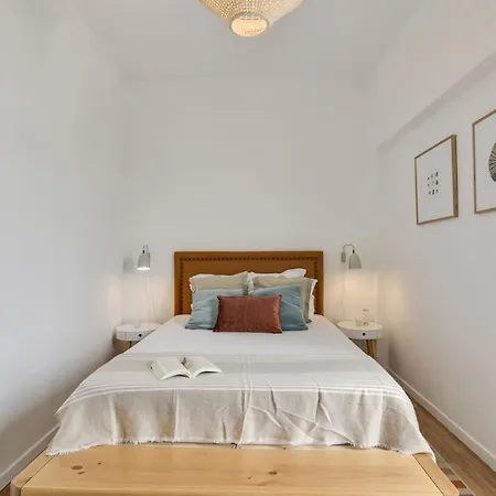 Apartamento Well-design 1 Bedroom In Encarnacao Lisboa